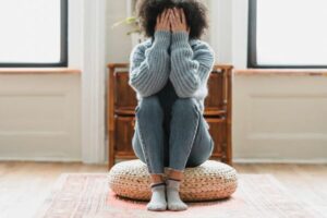עוברת את גיל המעבר? אלו התופעות שאת עלולה לסבול מהן